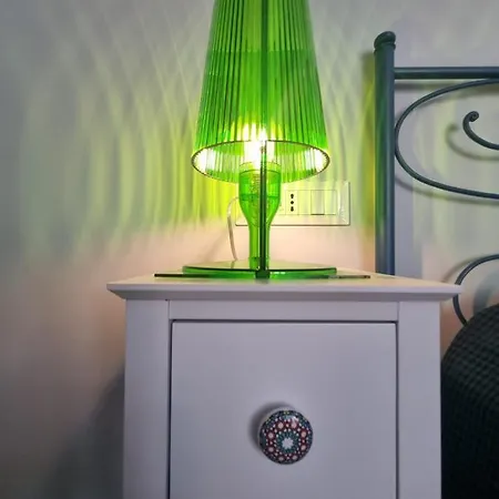 U Mae Ma, Un Passo Dal Mare * בוליאסקו