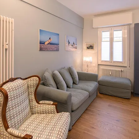 U Mae Ma, Un Passo Dal Mare