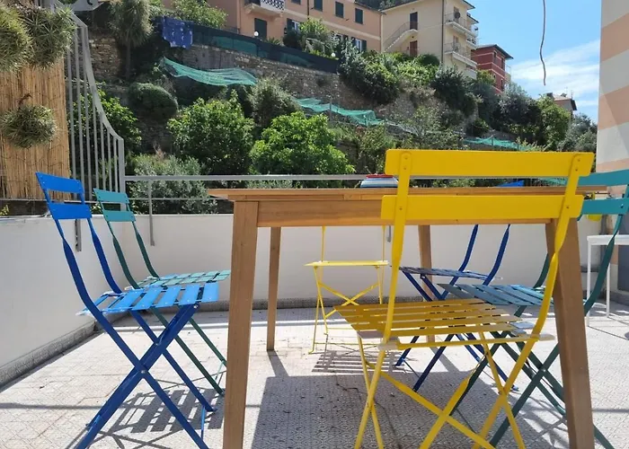 U Mae Ma, Un Passo Dal Mare