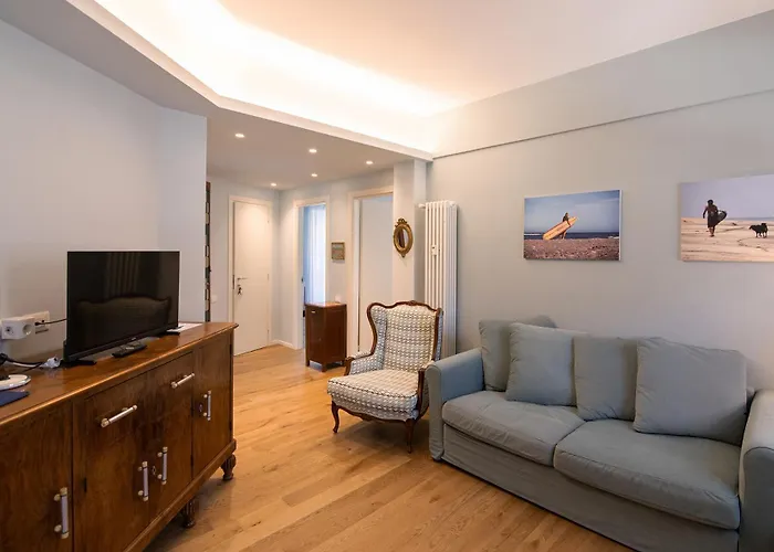 U Mae Ma, Un Passo Dal Mare *